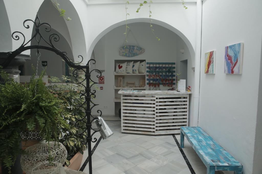 Wake Up In Tarifa Hostel & Restaurant Lounge Zewnętrze zdjęcie