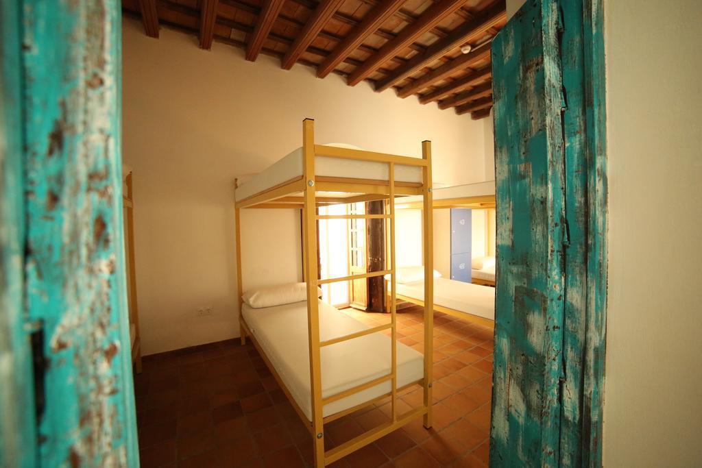 Wake Up In Tarifa Hostel & Restaurant Lounge Pokój zdjęcie